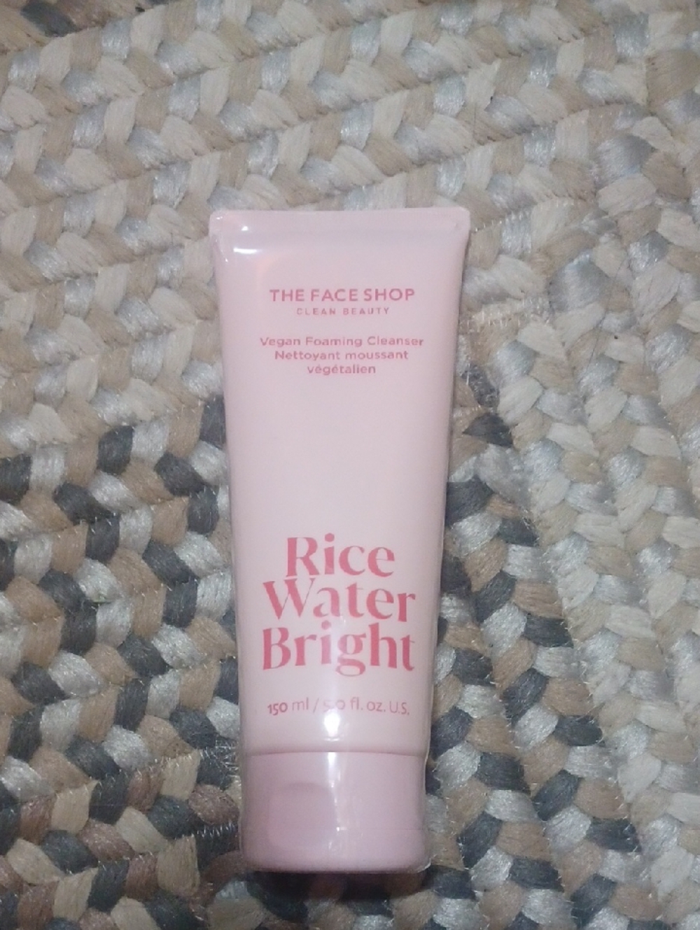 The Face Shop Rice Water Bright Vegan Foaming Cleanser